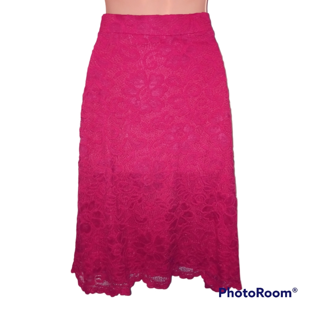 Onyx, Raspberry Pink Lace-overlay midi skirt. M 8 / 10